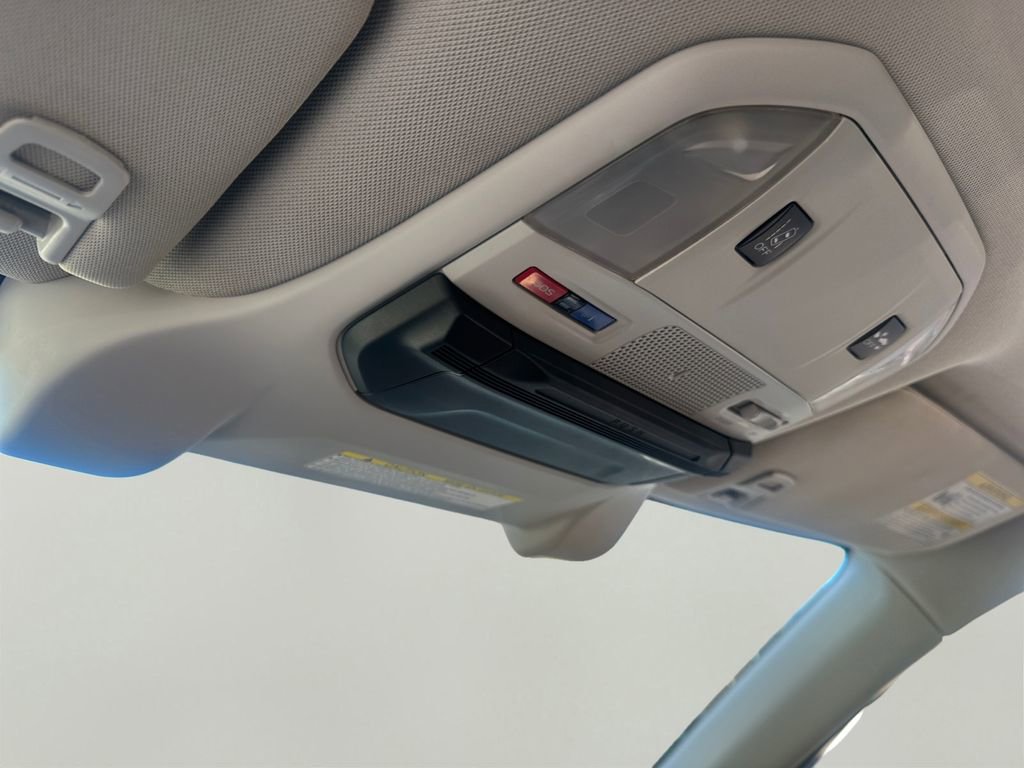 Used 2022 Subaru Ascent Premium image 23