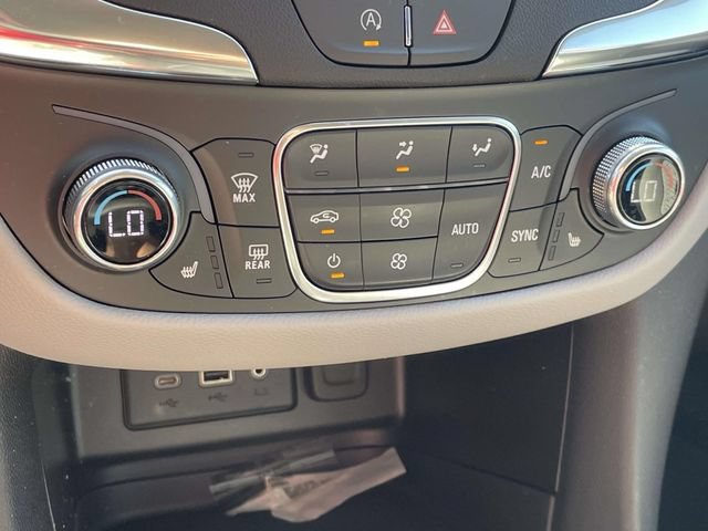 Used 2024 Chevrolet Equinox LT FWD image 19