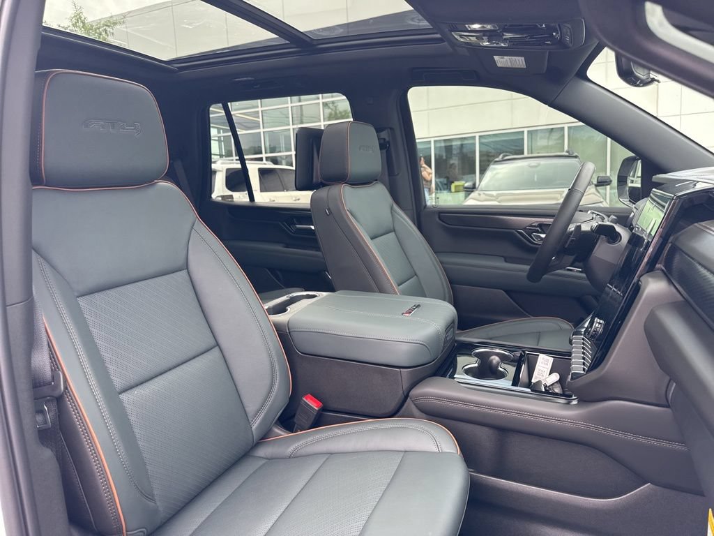 New 2026 GMC Yukon AT4 w/ AT4 Premium Plus Package AWD/4WD image 22