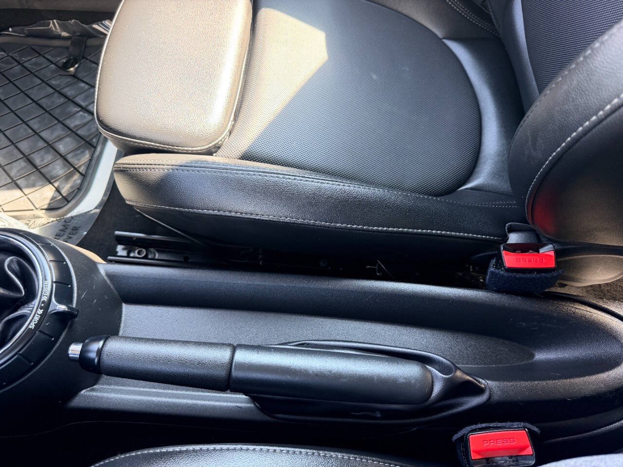 Used 2015 MINI Cooper S FWD image 36