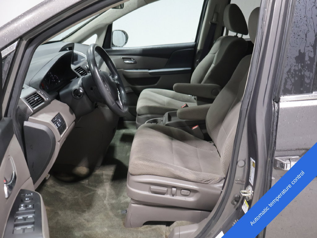 Used 2015 Honda Odyssey EX image 2