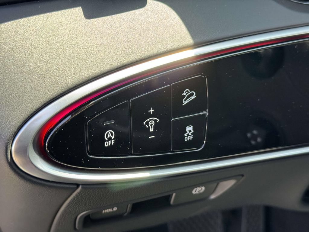 Certified 2023 Genesis GV70 2.5T w/ Advanced Package AWD/4WD image 17