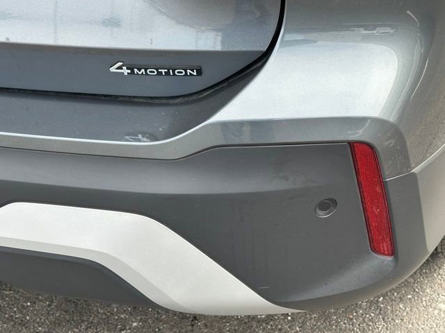 Certified 2025 Volkswagen Tiguan SE w/ Panoramic Sunroof Package image 15