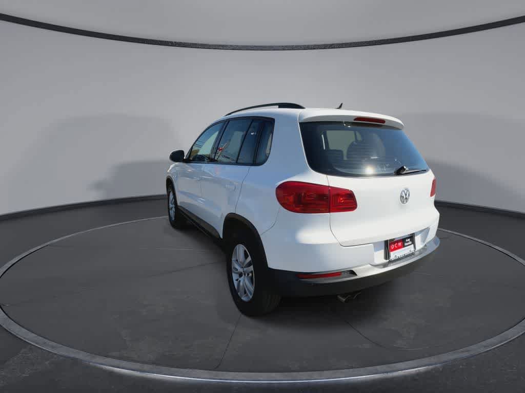 Used 2016 Volkswagen Tiguan S FWD image 6