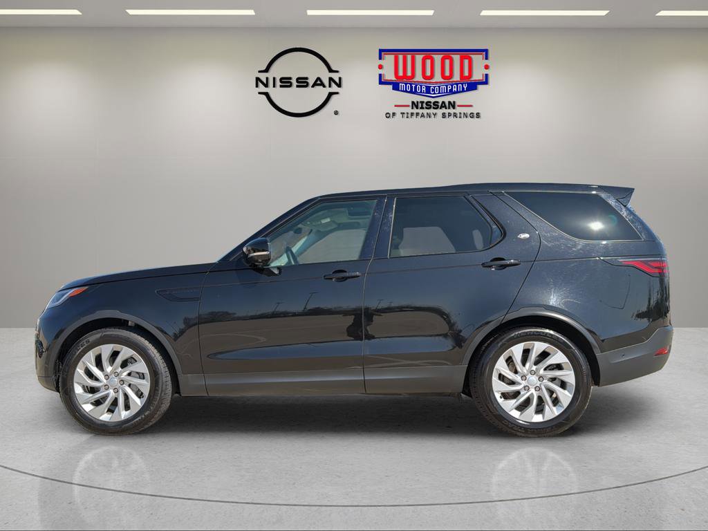 Used 2025 Land Rover Discovery S image 5