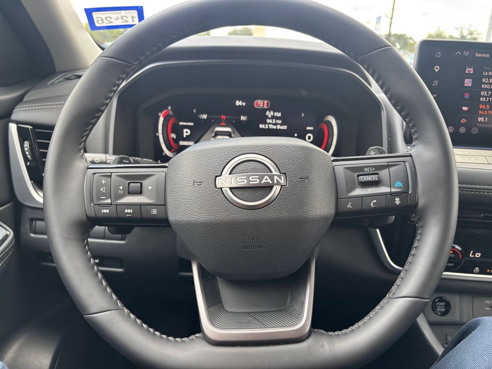 Used 2026 Nissan Rogue SL FWD image 30