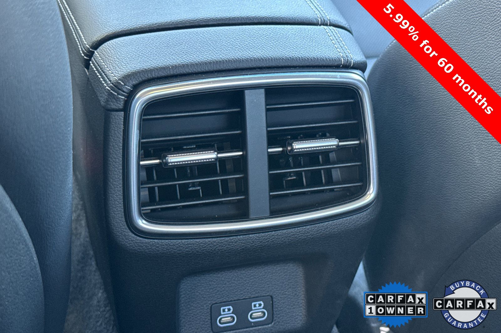 Used 2025 Genesis G70 2.5T image 13