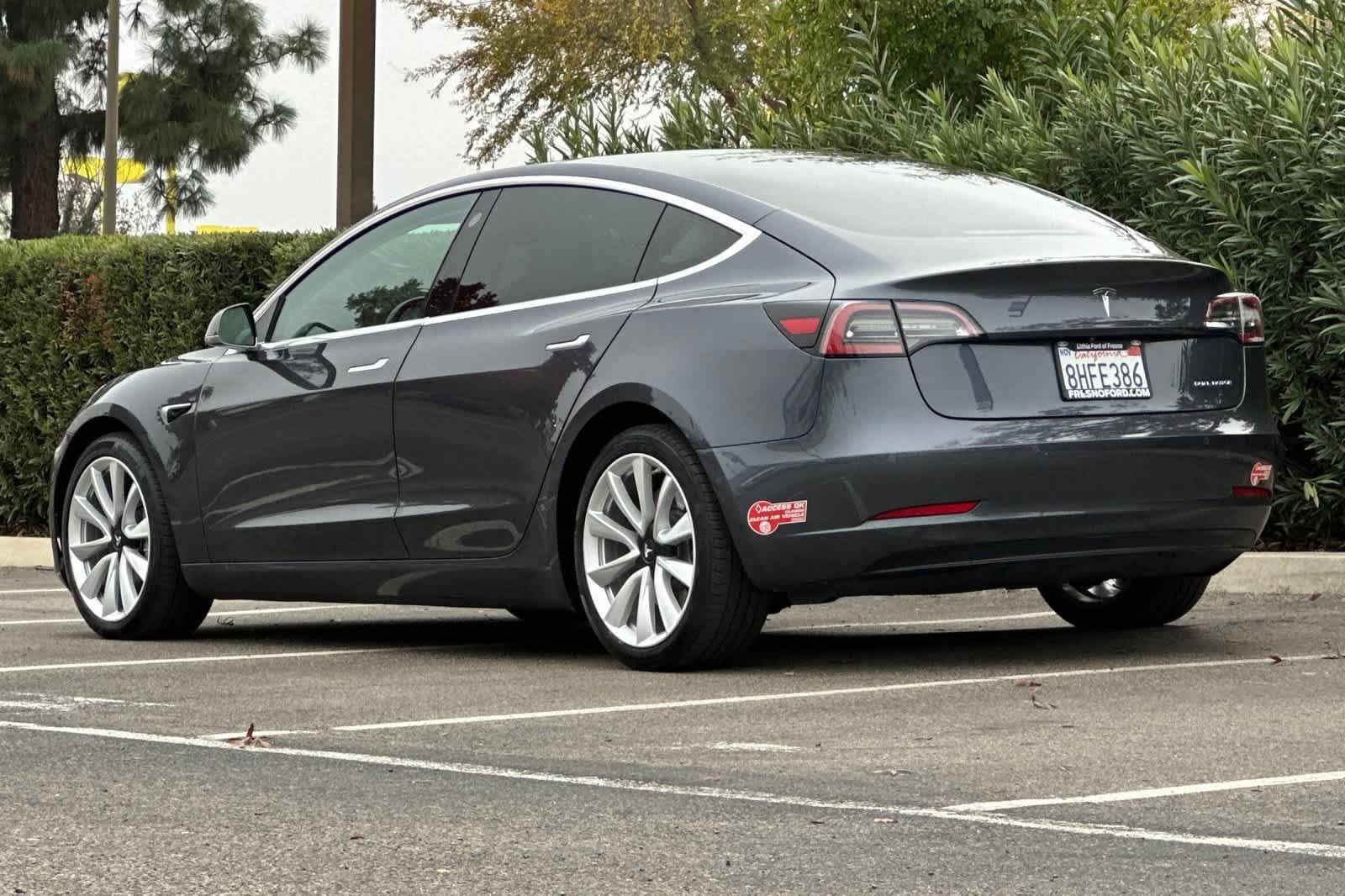 Used 2018 Tesla Model 3 image 6
