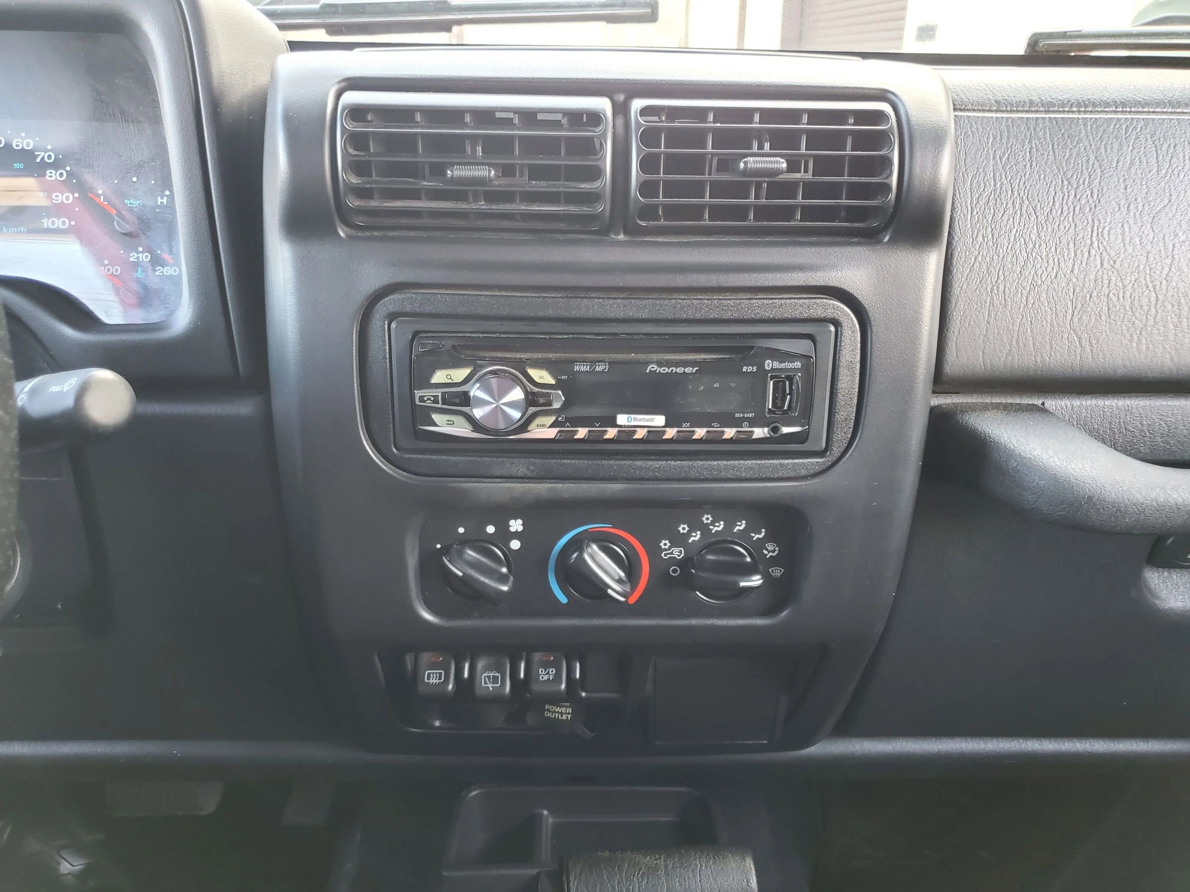 Used 2006 Jeep Wrangler Sport image 35