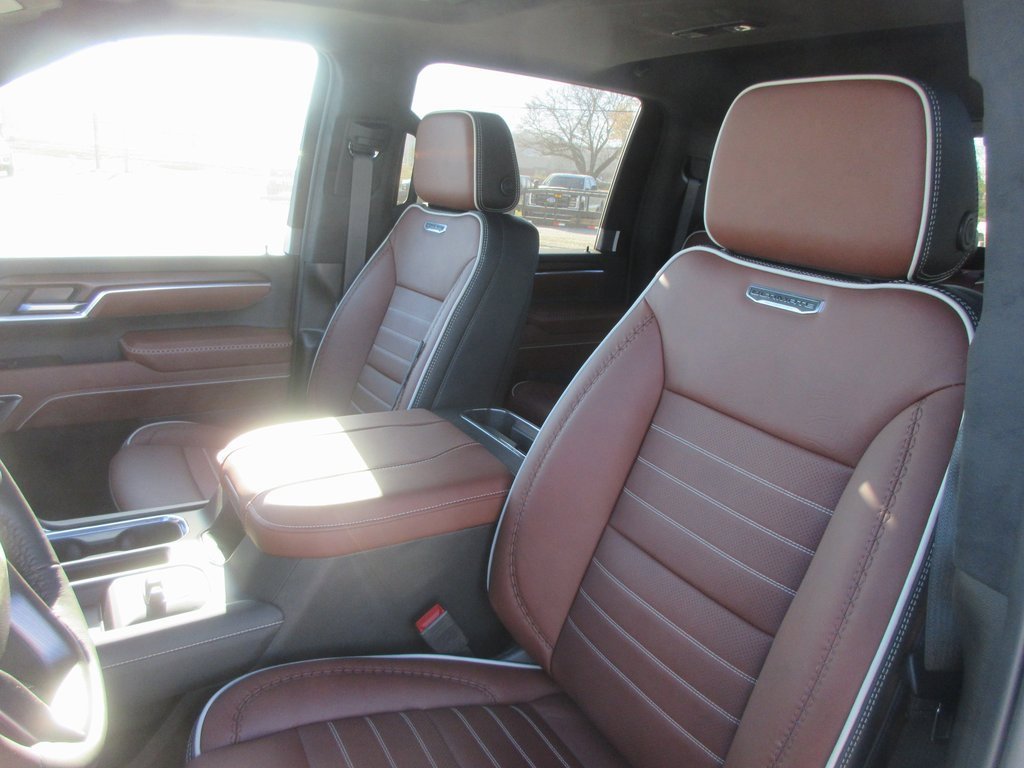 New 2026 GMC Sierra 2500 Denali Ultimate image 15