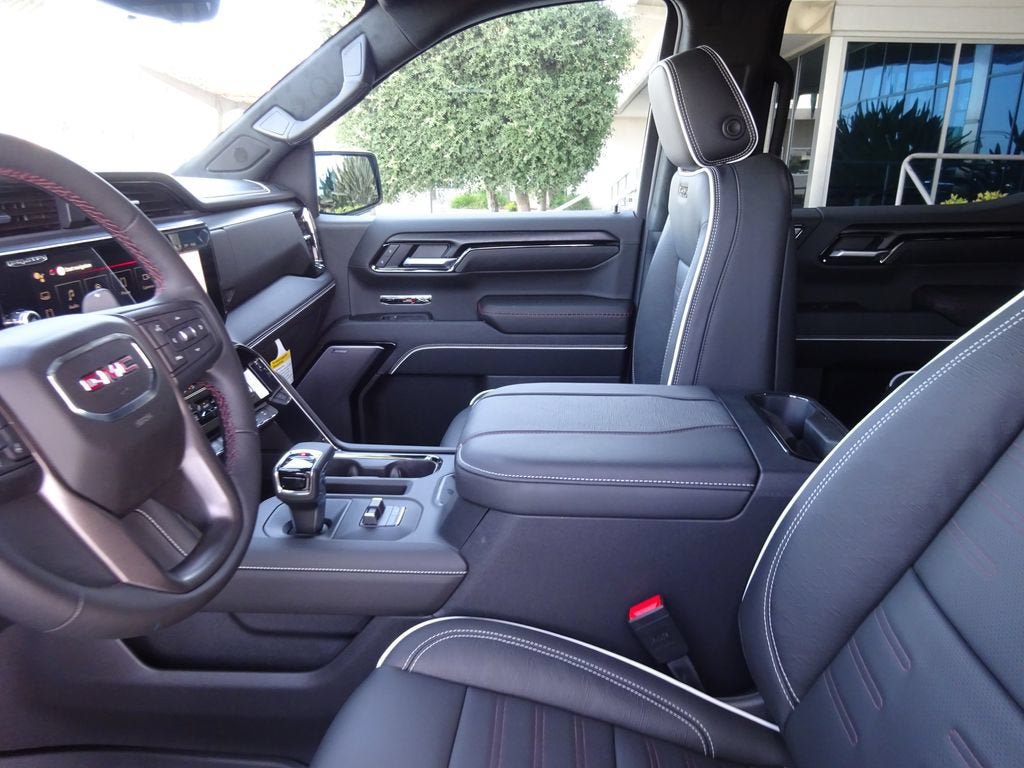 New 2026 GMC Sierra 1500 AT4X w/ LPO, Black Badging Package AWD/4WD image 15