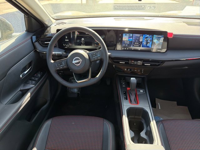 New 2026 Nissan Kicks SR AWD/4WD image 9