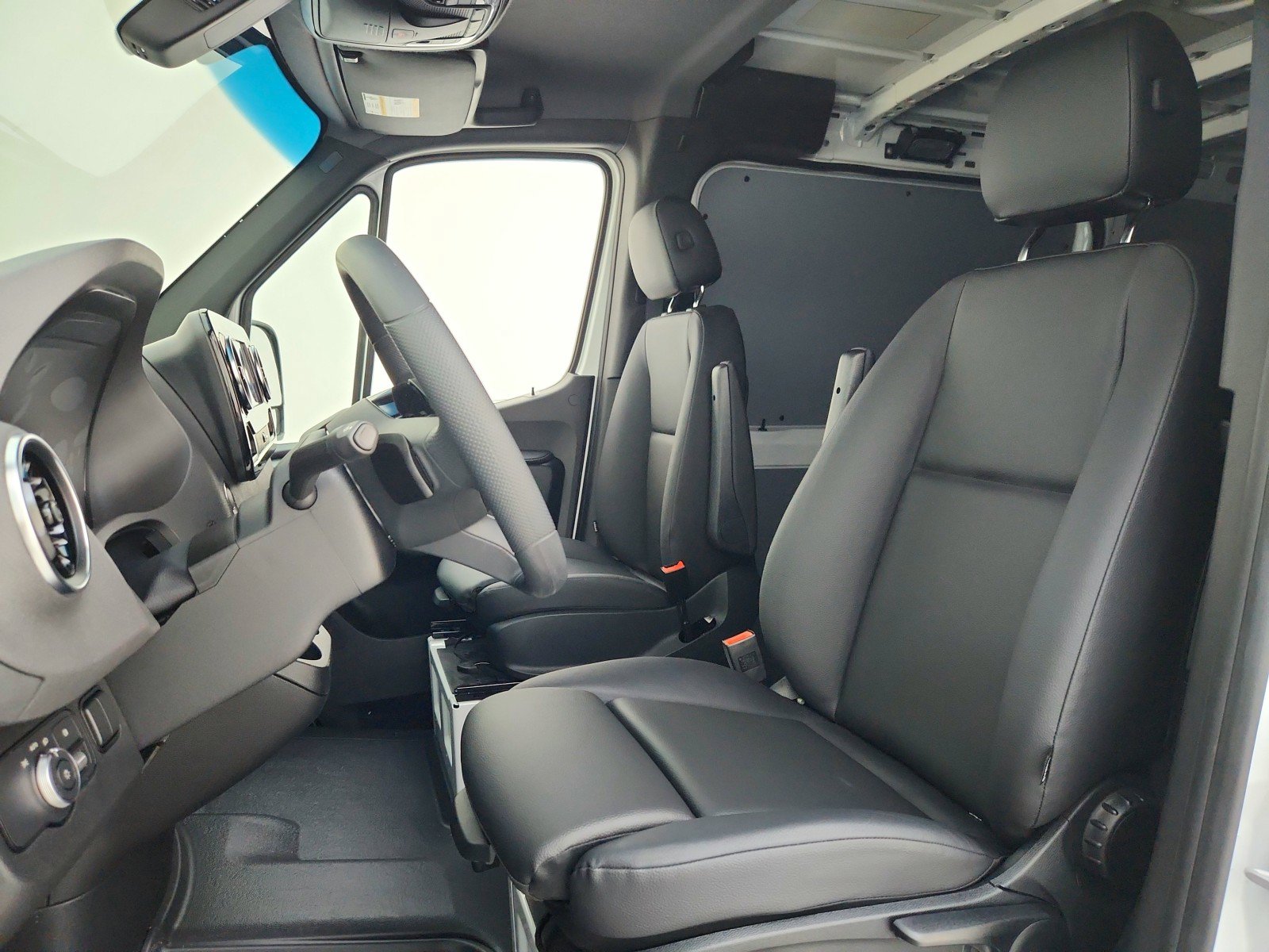 New 2026 Mercedes-Benz Sprinter 2500 image 17