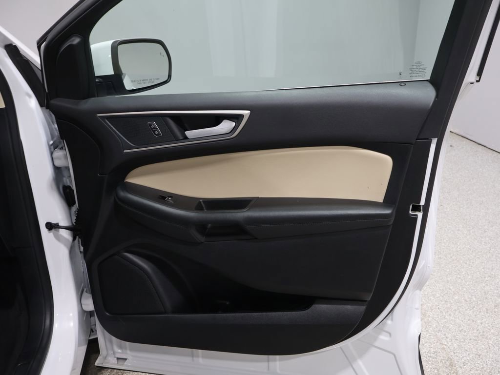 Used 2024 Ford Edge SEL image 23