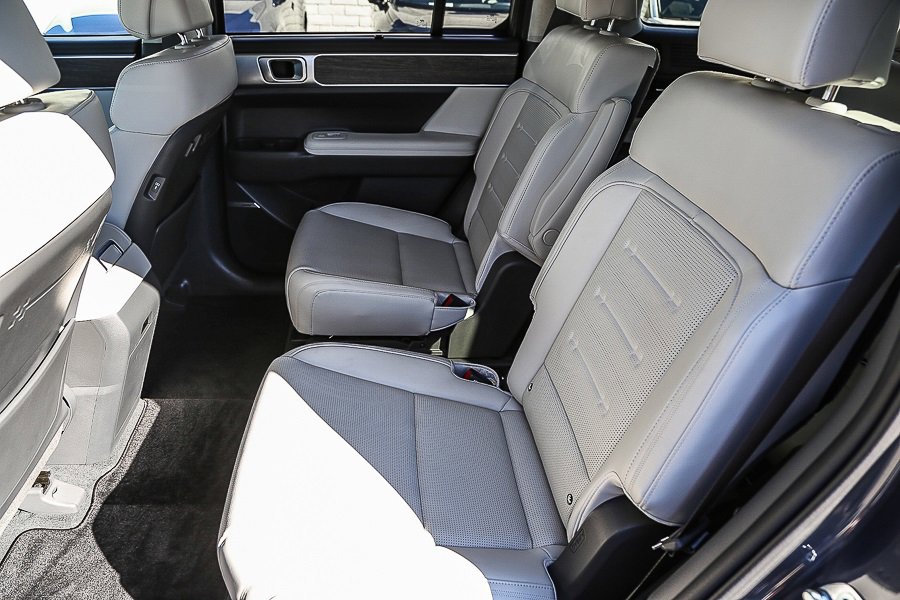 Used 2024 Hyundai Santa Fe Calligraphy image 18