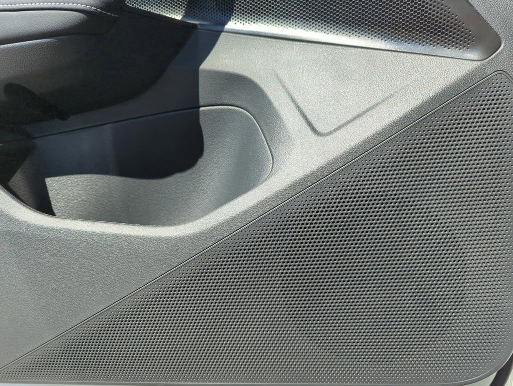 New 2026 Volkswagen Tiguan S image 41