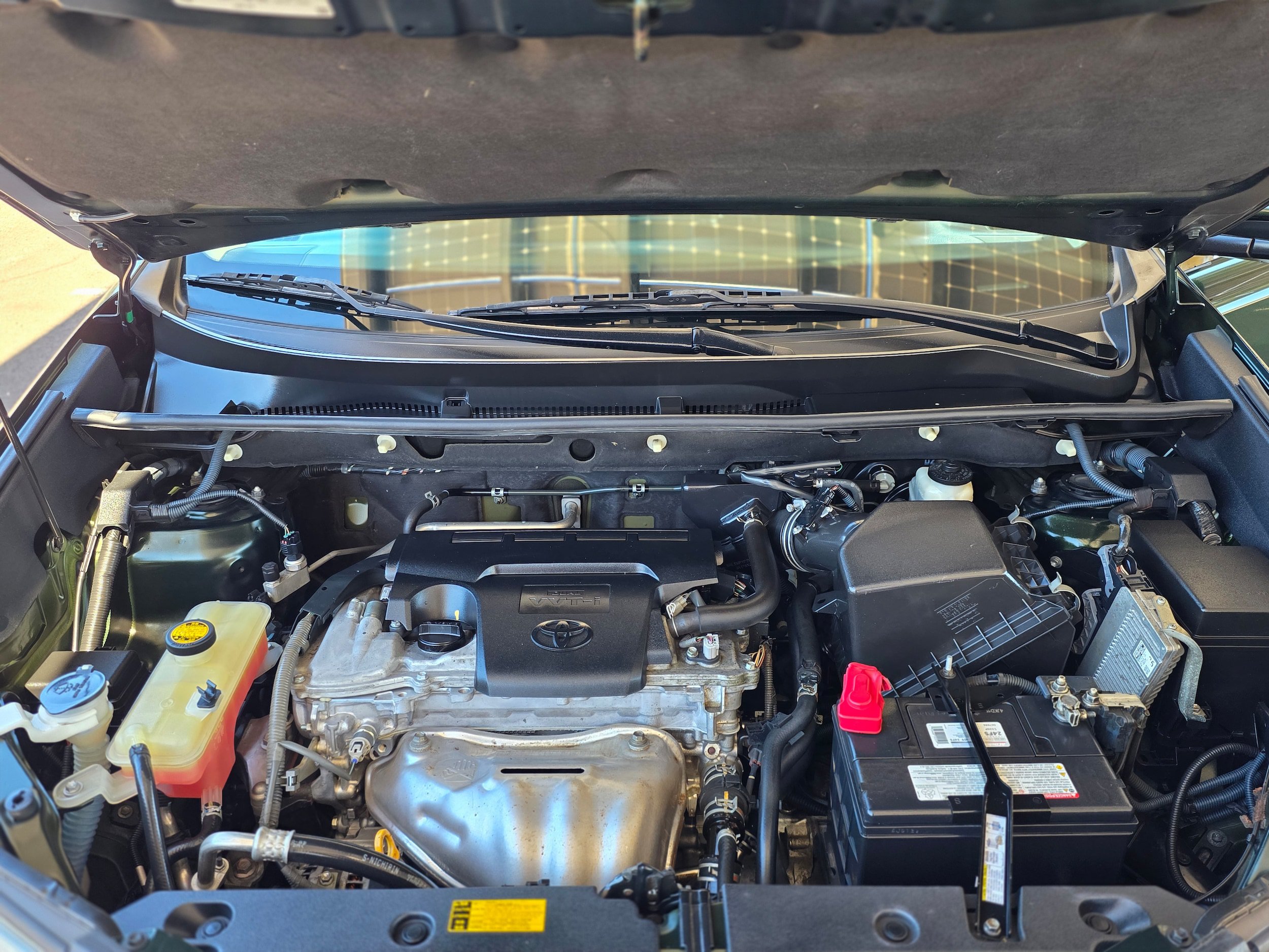 Used 2013 Toyota RAV4 XLE FWD image 30
