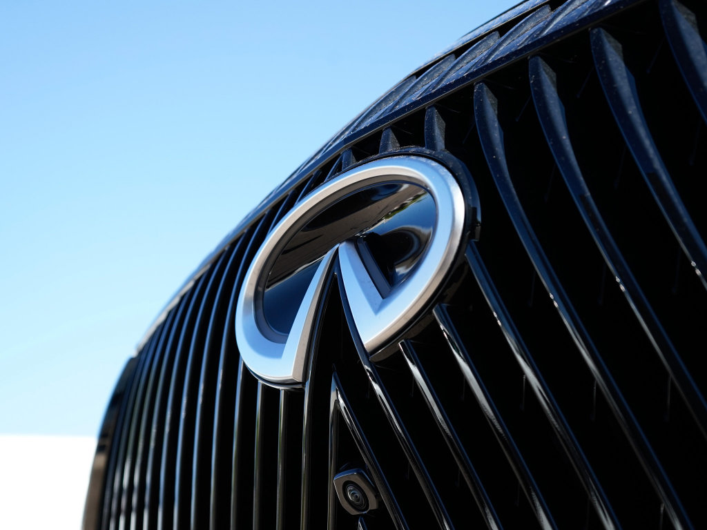 New 2026 INFINITI QX80 Autograph w/ Premium Cargo Package image 2