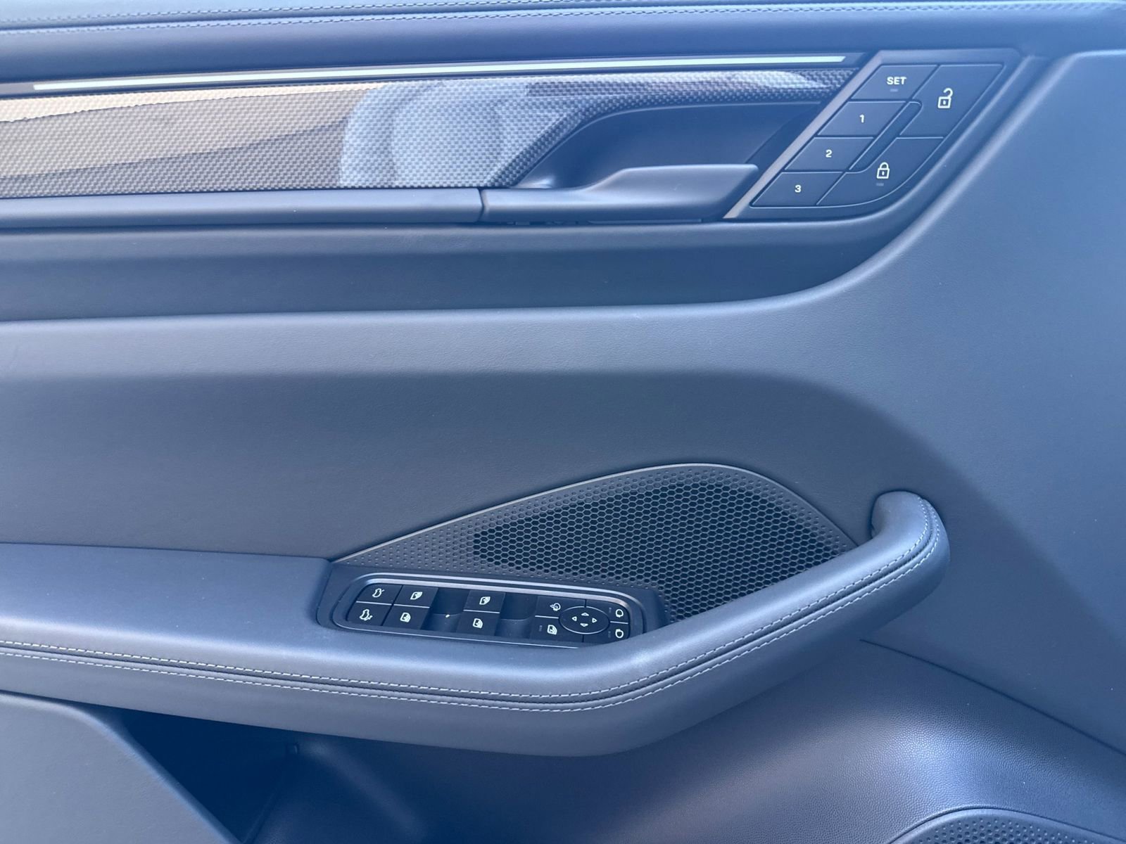 New 2026 Porsche Macan Turbo Electric image 12