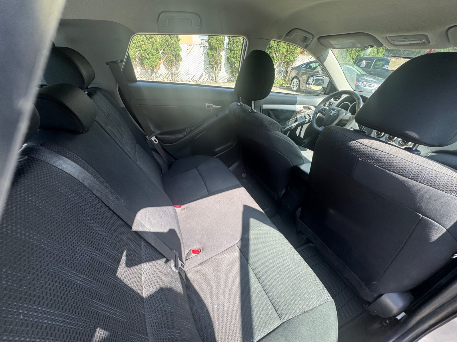Used 2013 Toyota Matrix L FWD image 25