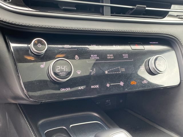 Used 2024 INFINITI QX60 Luxe AWD/4WD image 12