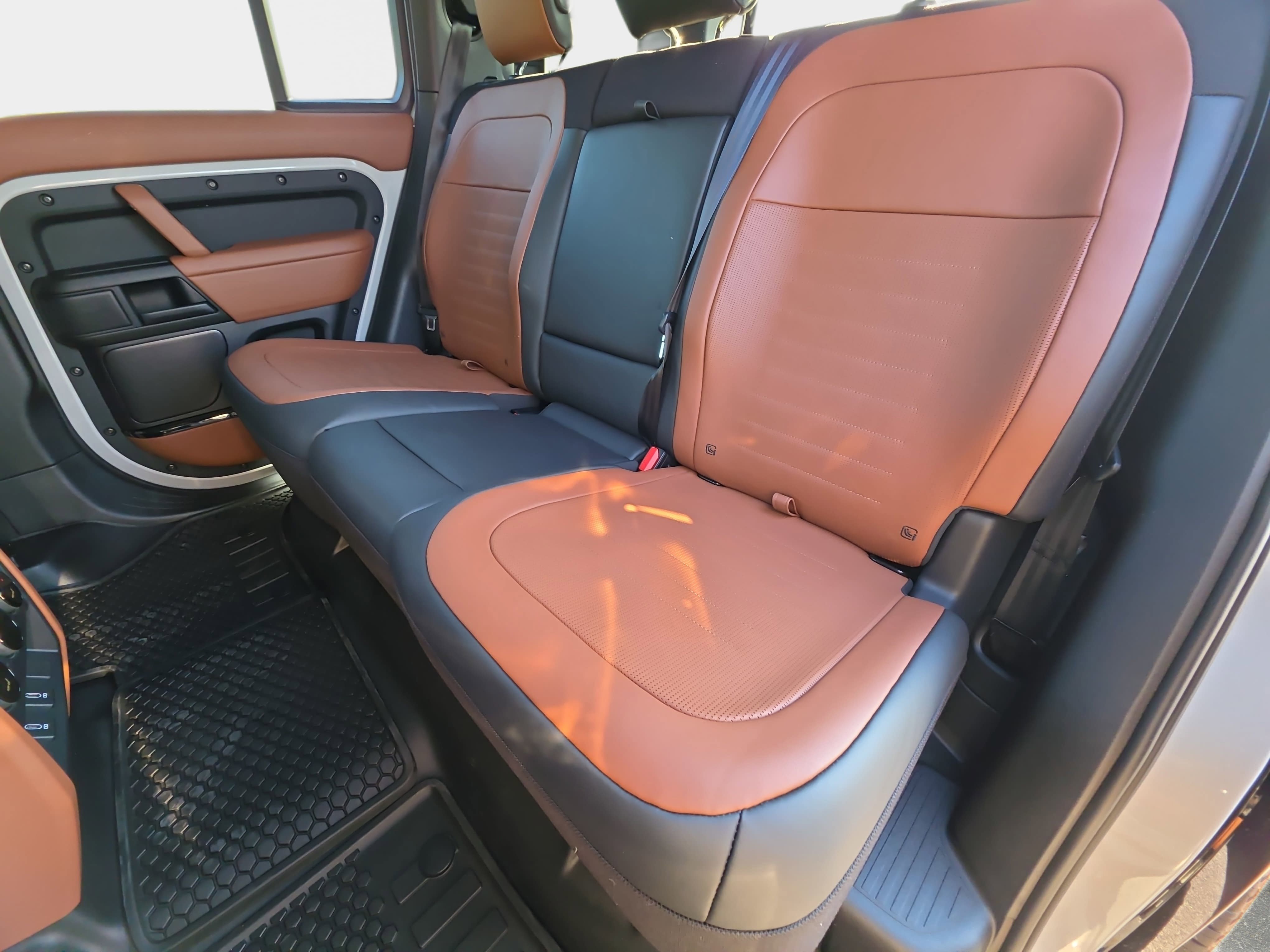 New 2026 Land Rover Defender 110 OCTA AWD/4WD image 13