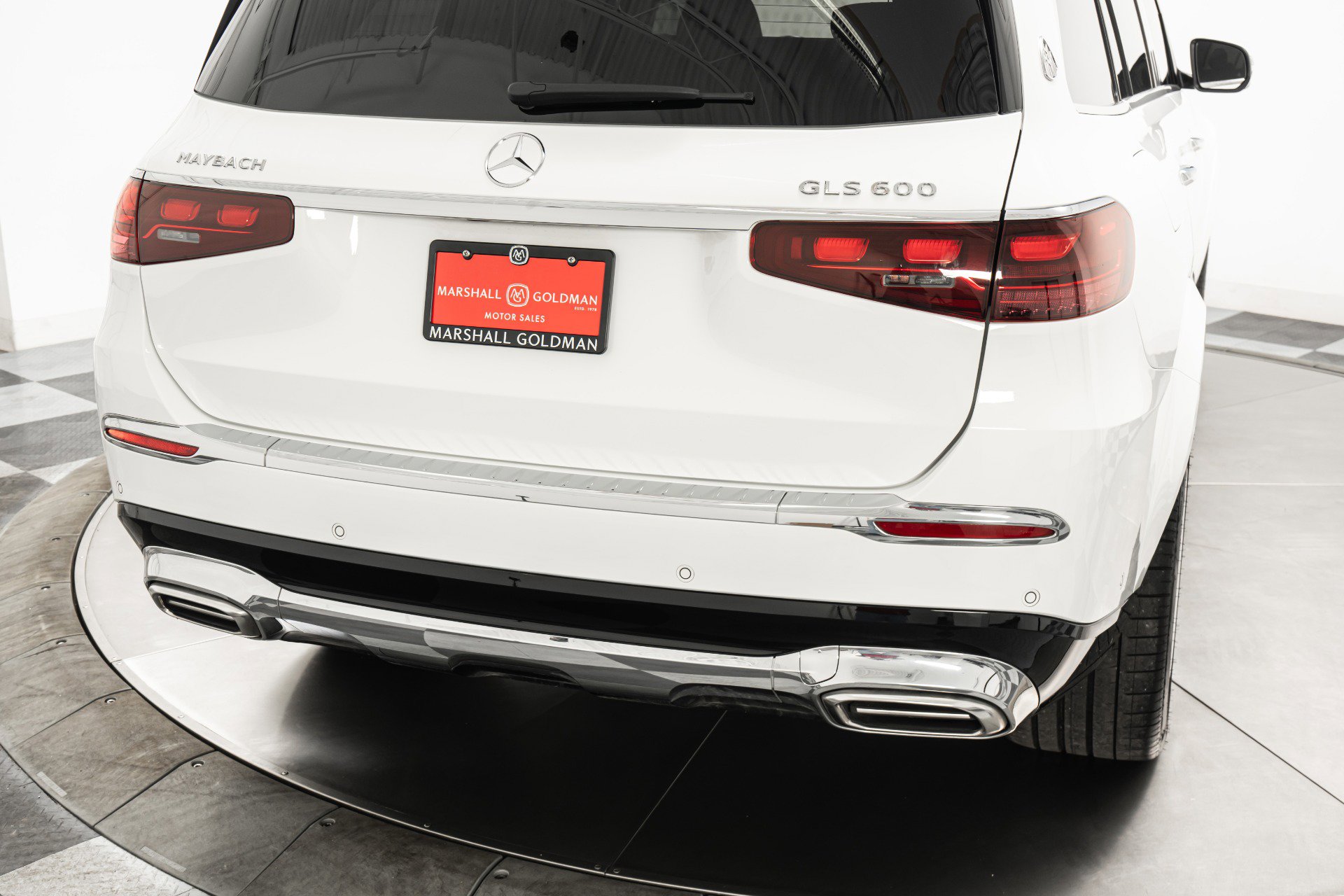 Used 2024 Mercedes-Benz Maybach GLS 600 4MATIC image 45