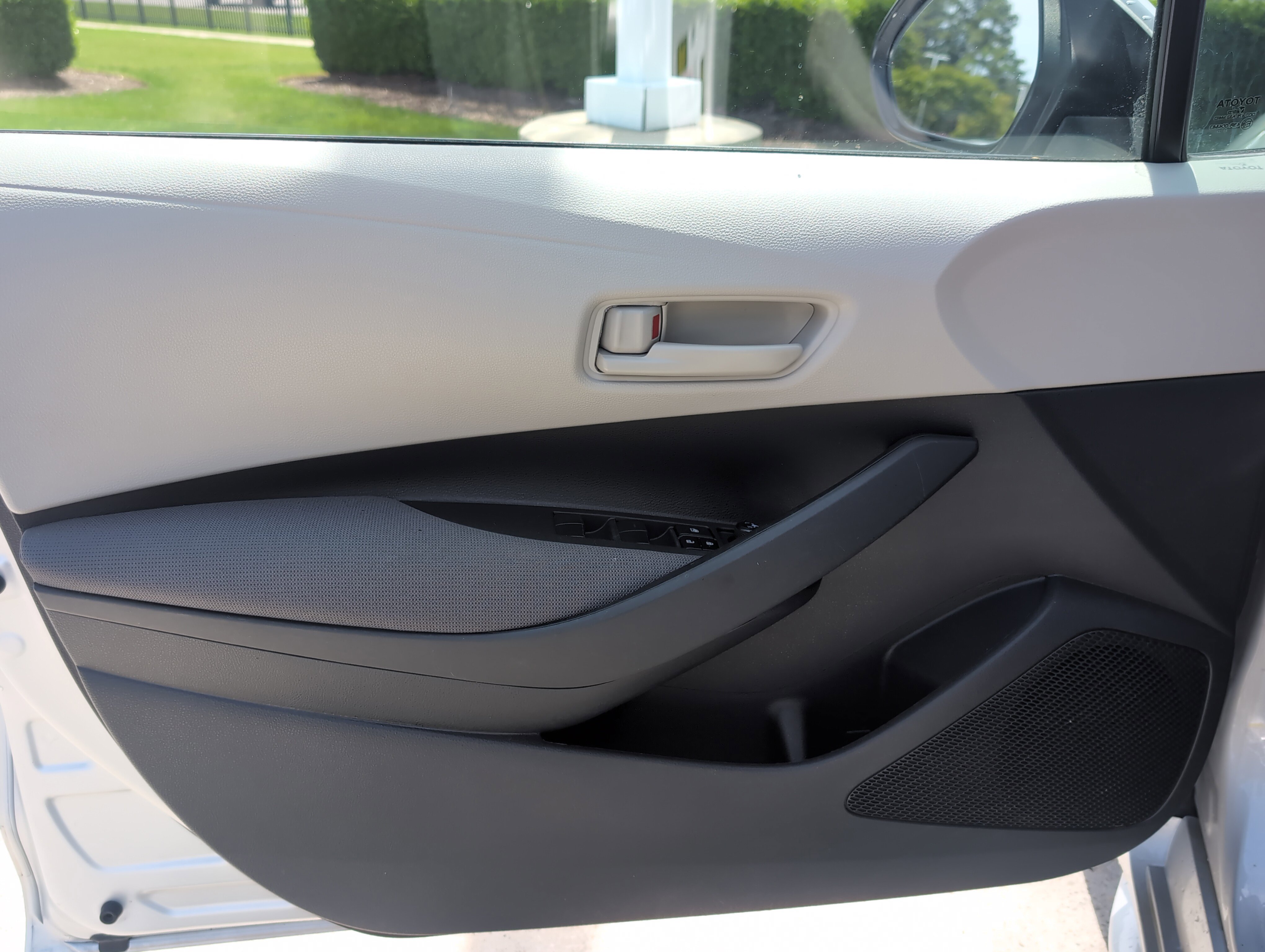 Certified 2024 Toyota Corolla LE FWD image 13