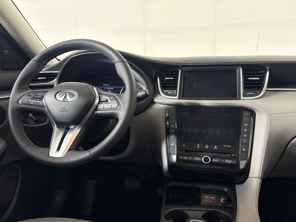 Used 2023 INFINITI QX50 Luxe FWD image 22