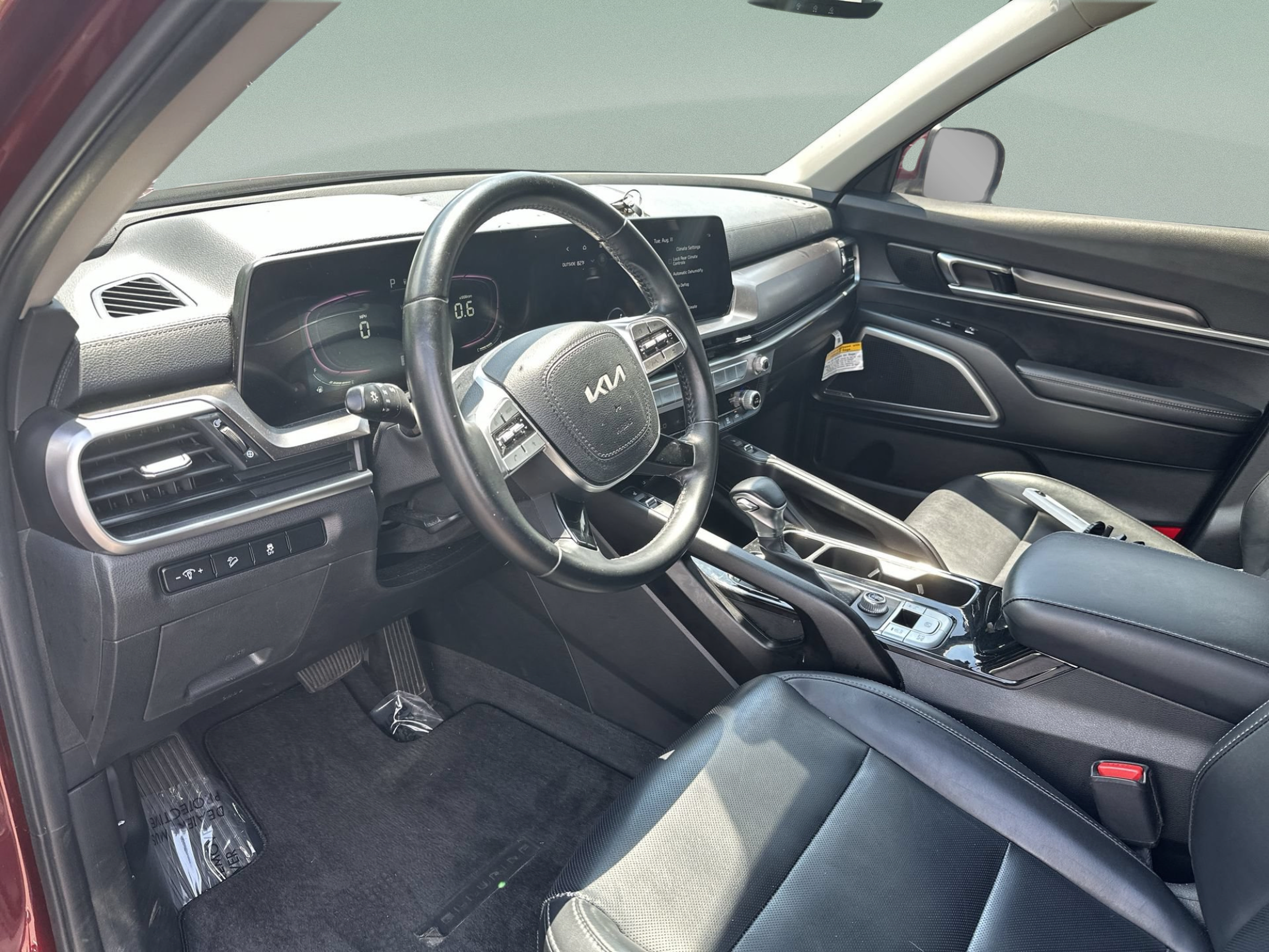 Used 2024 Kia Telluride S w/ S Sunroof Package FWD image 24