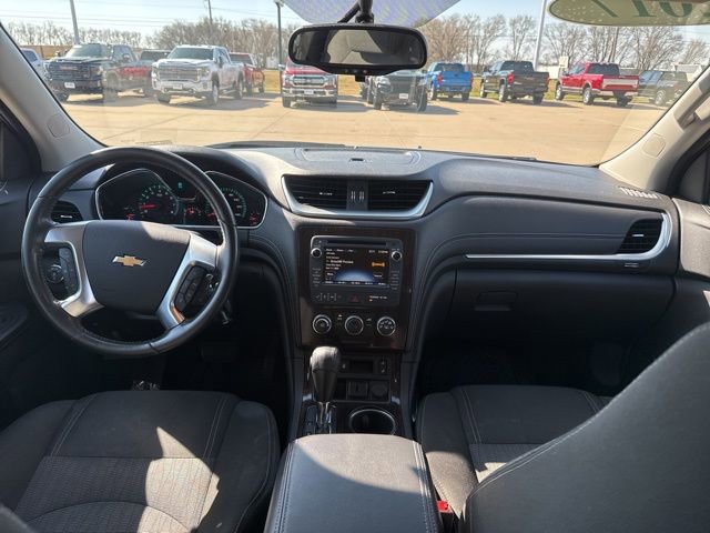 Used 2017 Chevrolet Traverse LT image 48