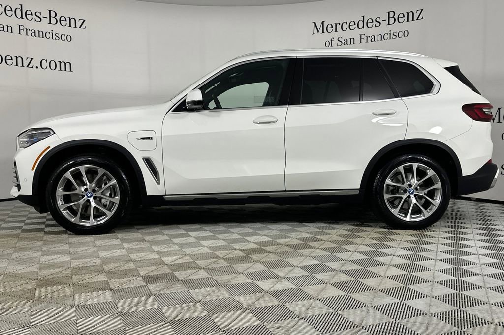 Used 2023 BMW X5 xDrive45e w/ Executive Package image 7