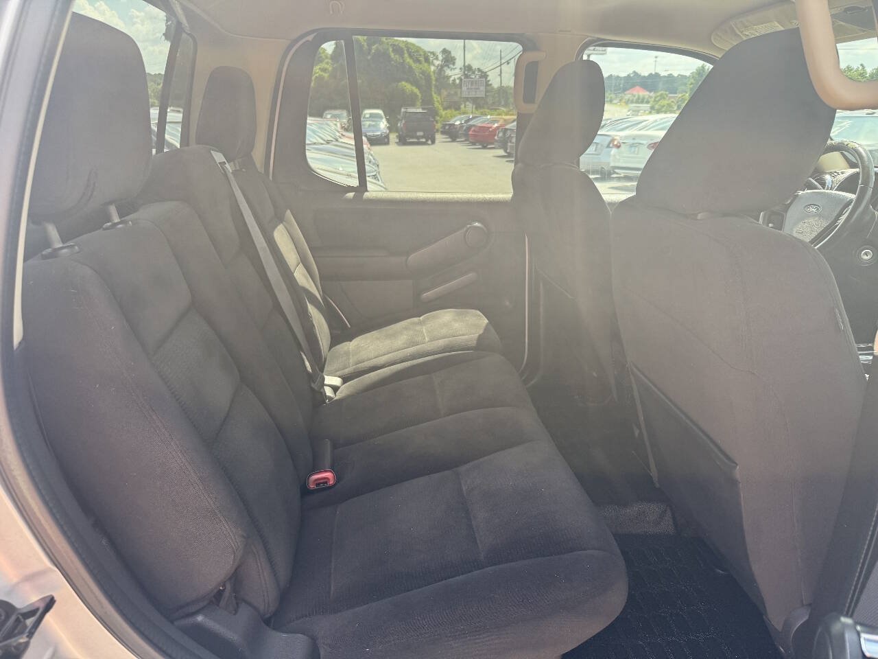 Used 2010 Ford Explorer Sport Trac XLT RWD image 12