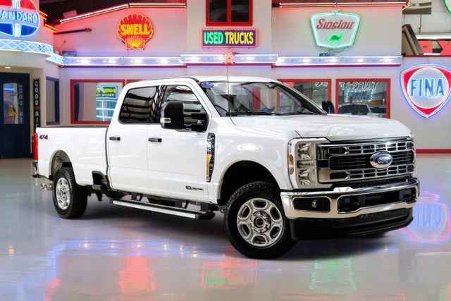 Used 2025 Ford F250 XLT AWD/4WD image 1