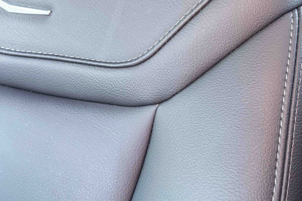 Used 2023 Cadillac XT6 Luxury image 53