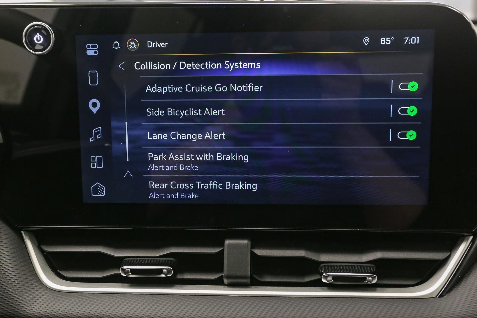 Used 2026 Chevrolet Equinox LT AWD/4WD image 28