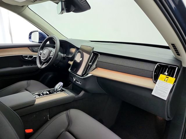 New 2026 Volvo XC90 B6 Plus w/ Protection Package AWD/4WD image 17