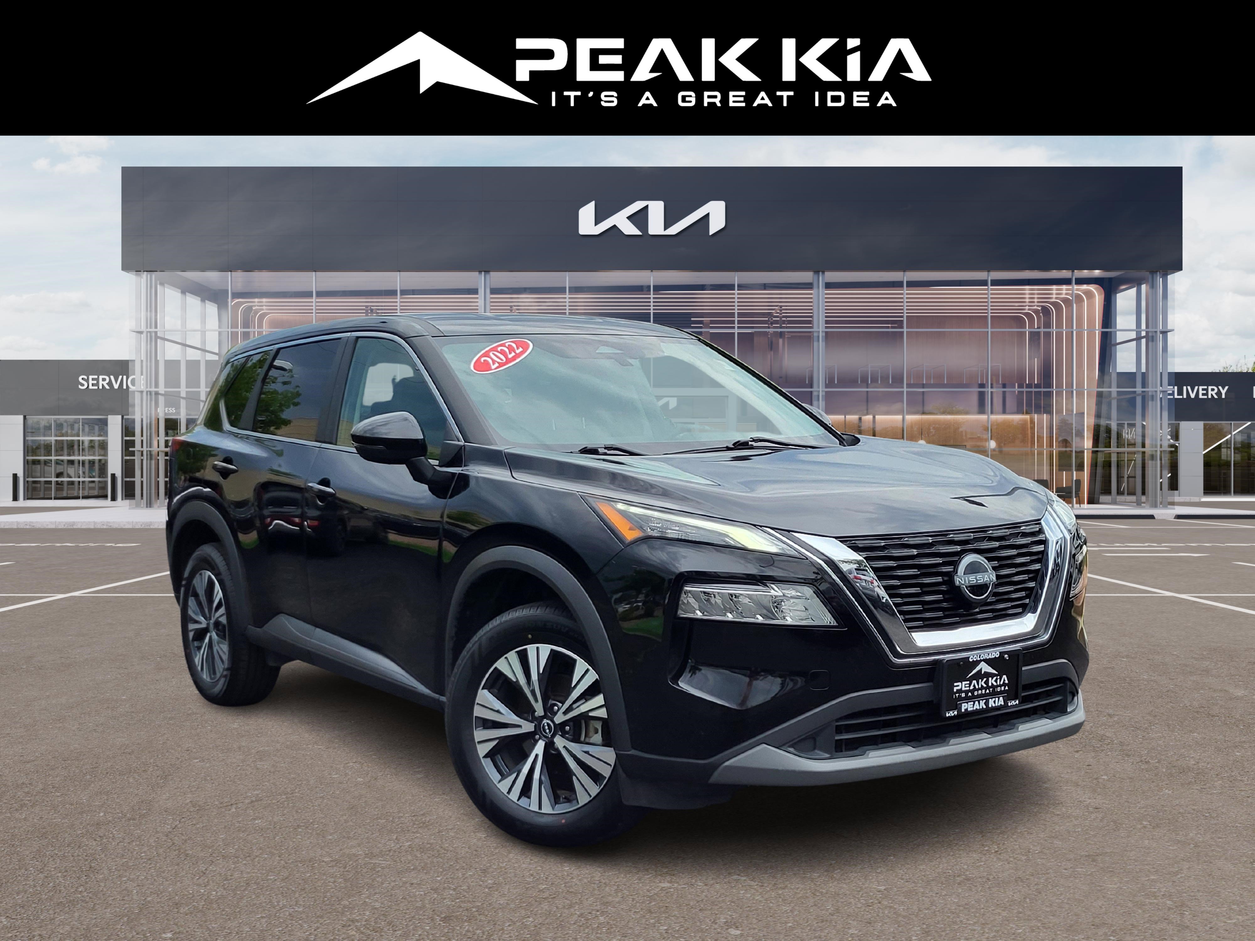 Used 2022 Nissan Rogue SV image 1