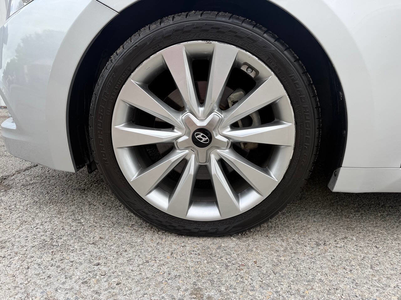 Used 2014 Hyundai Azera Limited w/ Option Group 02 FWD image 38