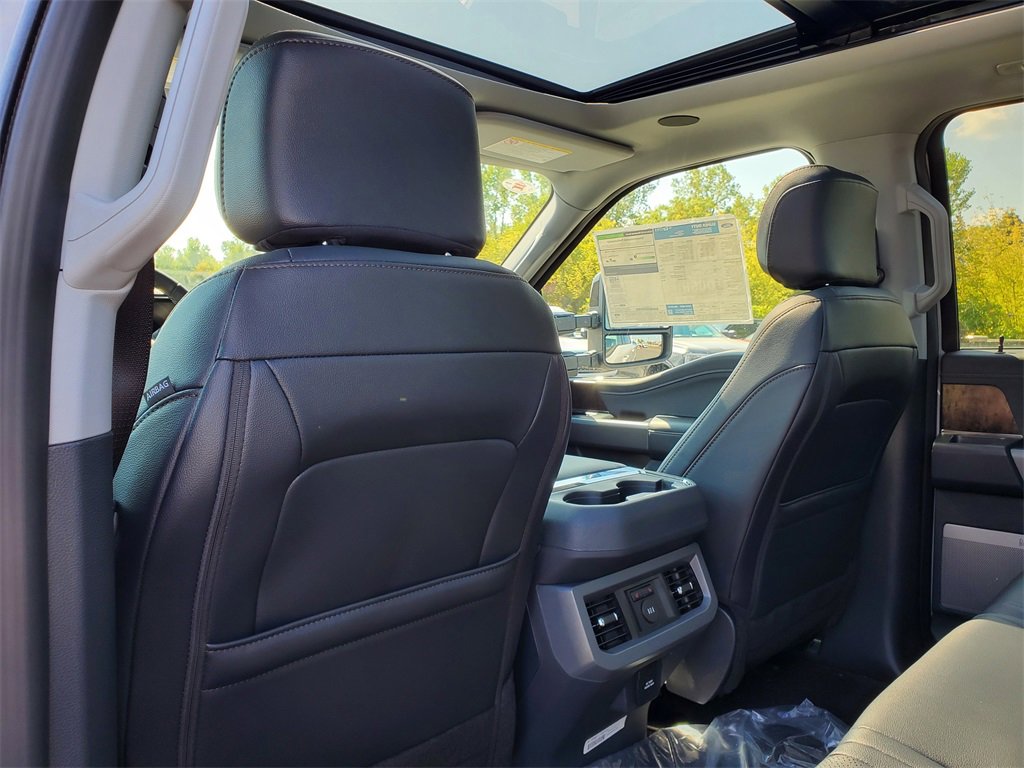 New 2026 Ford F350 Lariat image 28