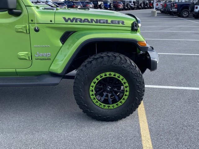 Used 2019 Jeep Wrangler Unlimited Sahara w/ Dual Top Group image 10