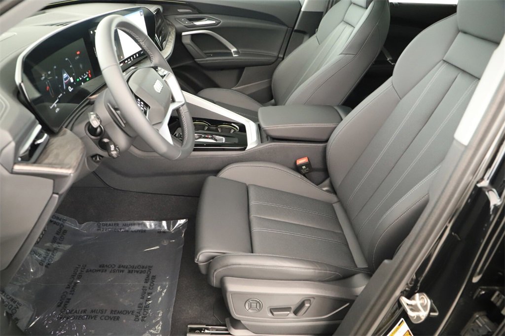 New 2025 Audi Q5 Premium Plus image 24