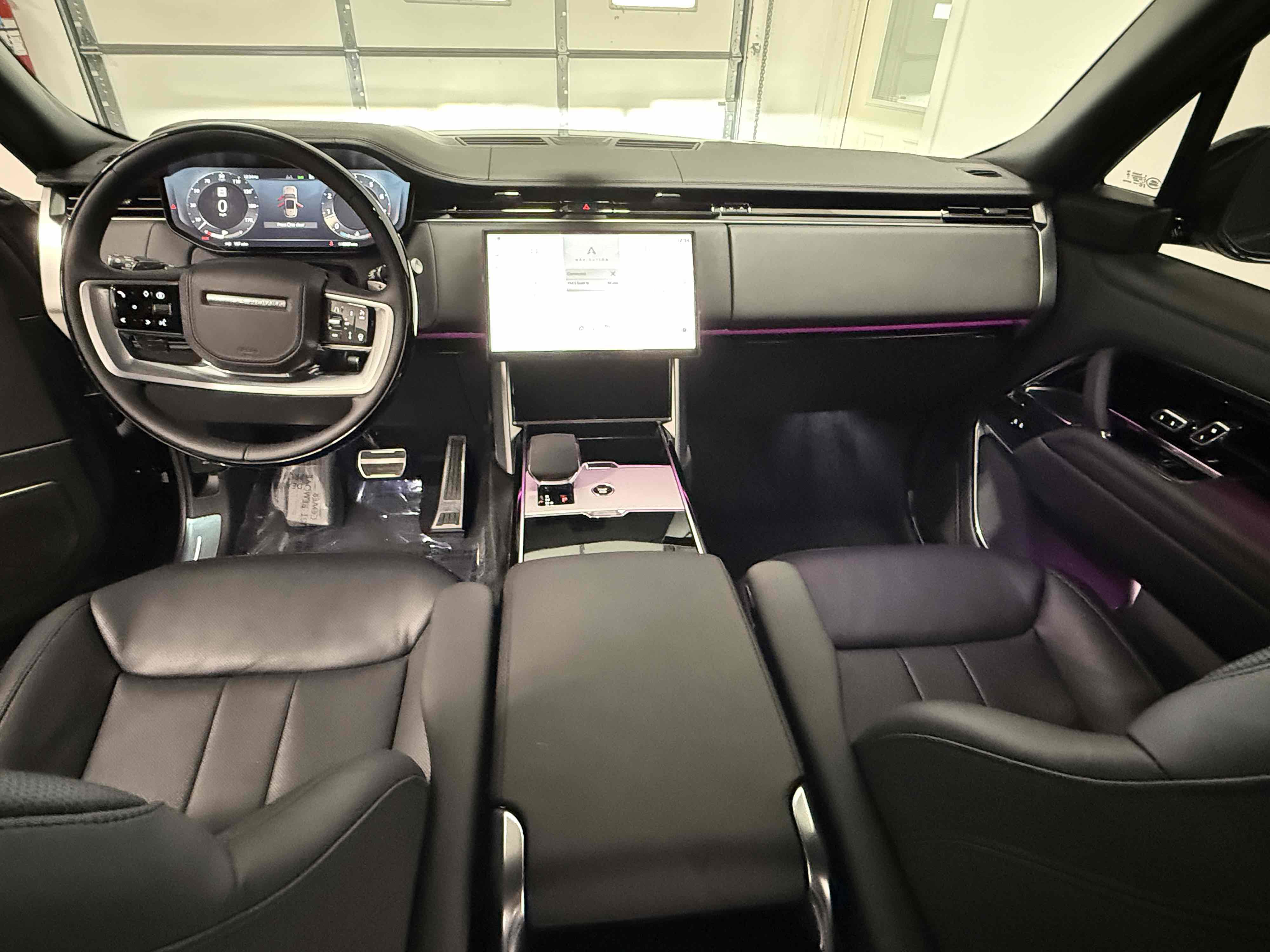 Used 2025 Land Rover Range Rover Long Wheelbase Autobiography image 50