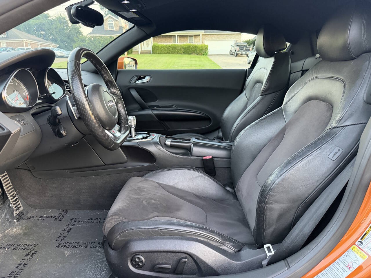 Used 2014 Audi R8 V8 w/ Ceramic Brake Package AWD/4WD image 17