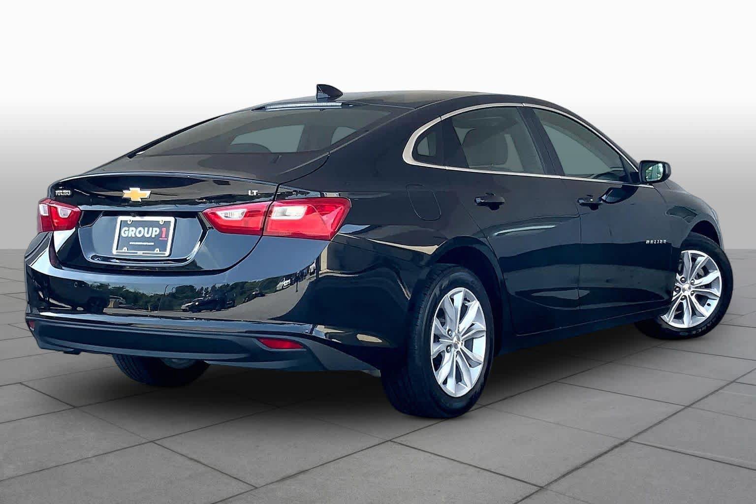 Used 2025 Chevrolet Malibu LT FWD image 13