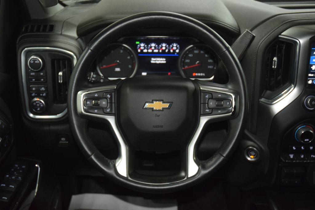 Used 2022 Chevrolet Silverado 2500 LTZ w/ LTZ Premium Package AWD/4WD image 39