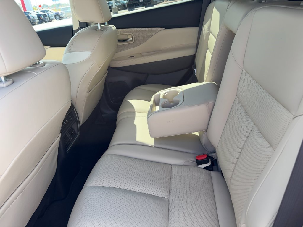 Used 2023 Nissan Murano SL FWD image 25