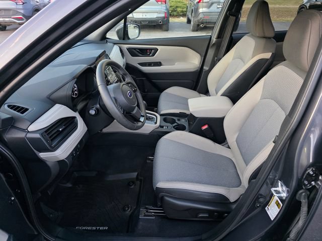 Used 2025 Subaru Forester Premium AWD/4WD image 16