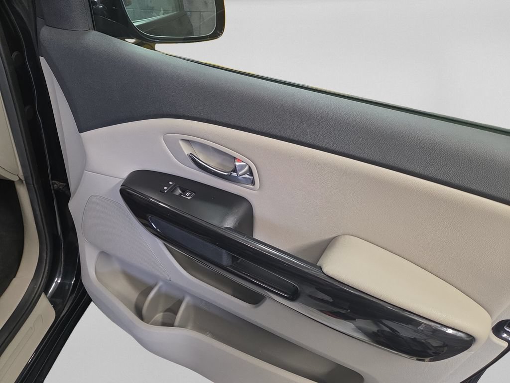 Used 2021 Kia Sedona EX w/ EX Premium Package FWD image 21