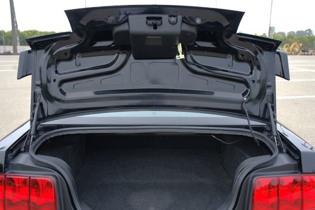 Used 2006 Ford Mustang GT Premium image 82